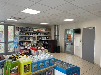Espace détente station-service Géraud Tampier