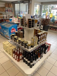Vin station-service Géraud Tampier